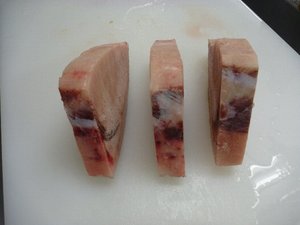 めかじき肉片.jpg